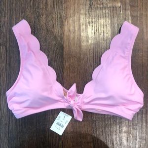 Scalloped tie-front bikini top